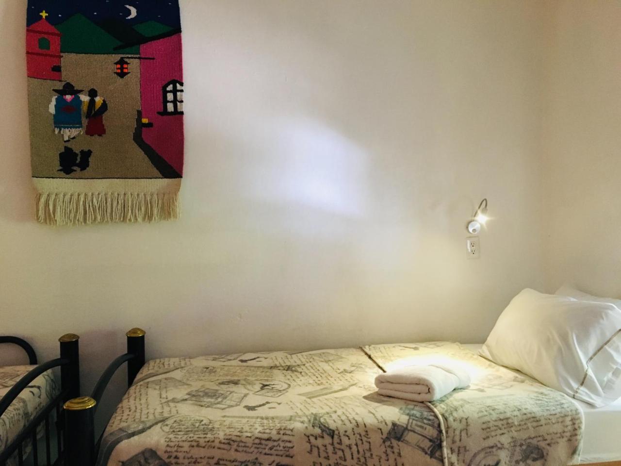 Hostal De Maria Guadalajara Kültér fotó