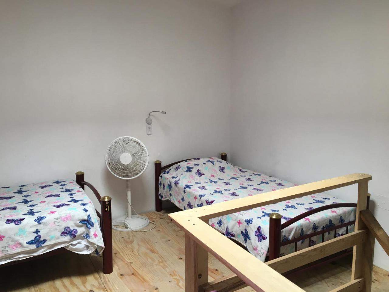 Hostal De Maria Guadalajara Kültér fotó